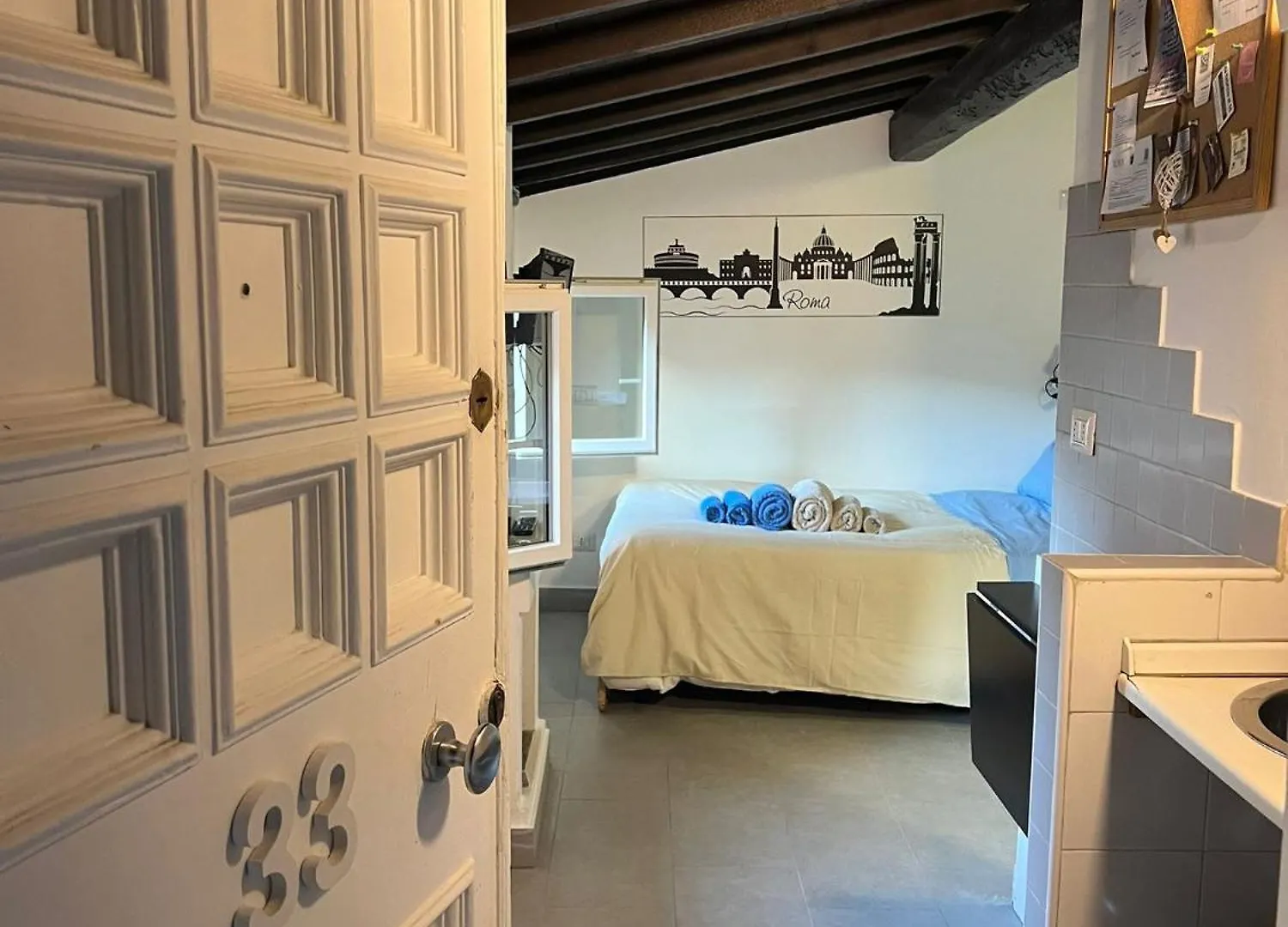 Monolocale Trastevere Locato Per Finalita Turistiche Rome Apartment